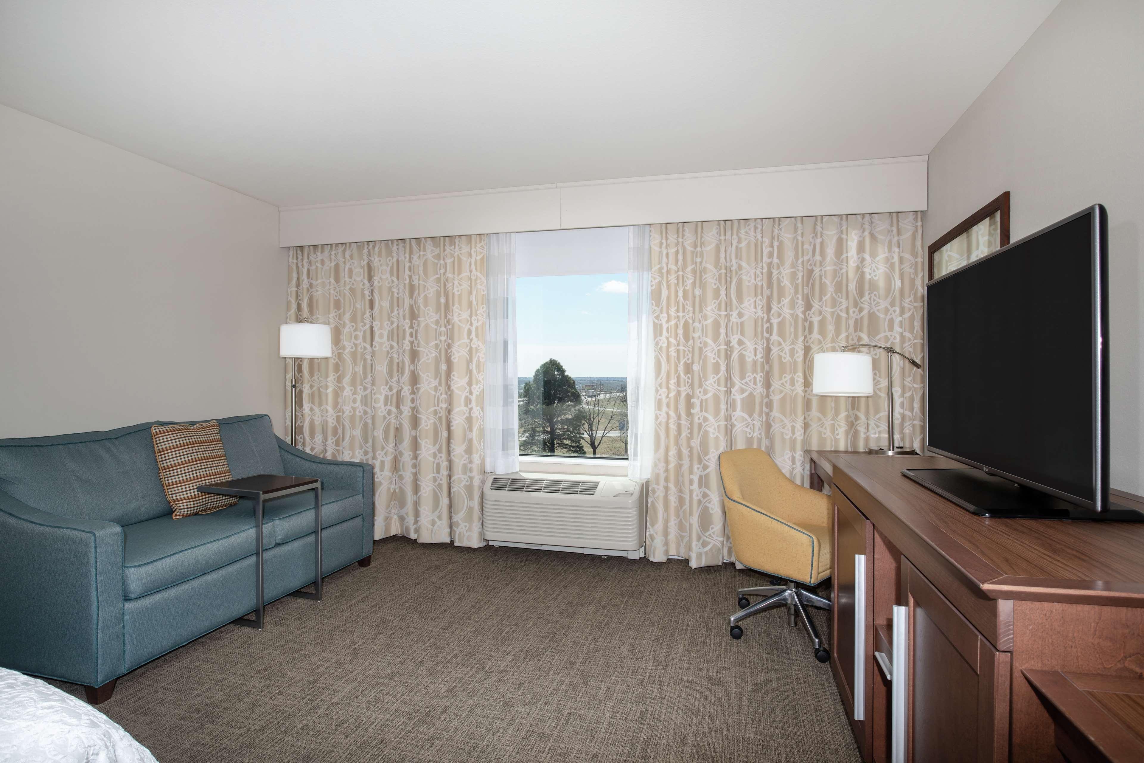 Hampton Inn Lincoln Airport, Ne Exterior photo
